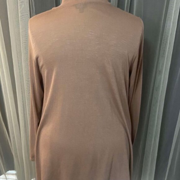 Torrid size 3 Super Soft Plush Turtleneck Sharkbite Hem Tunic Sweatshirt Beige - Picture 7 of 7